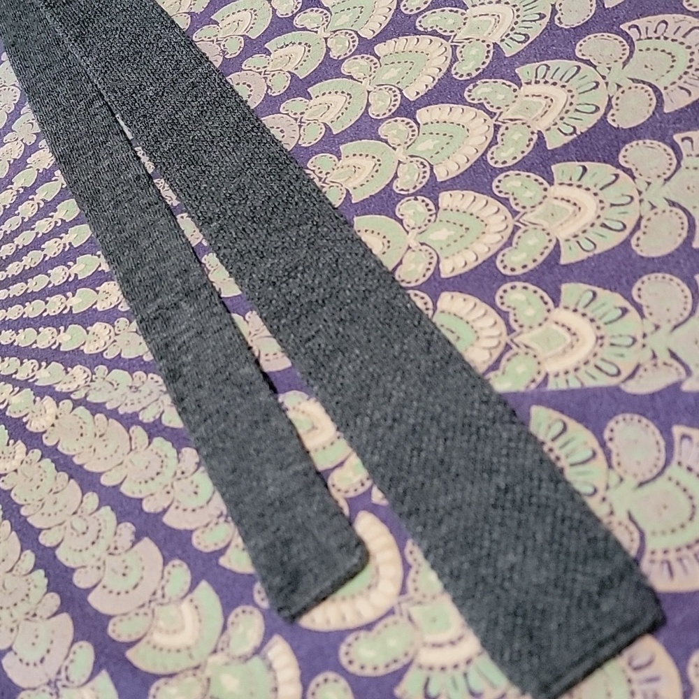 Snazzy Gray Wool Tie